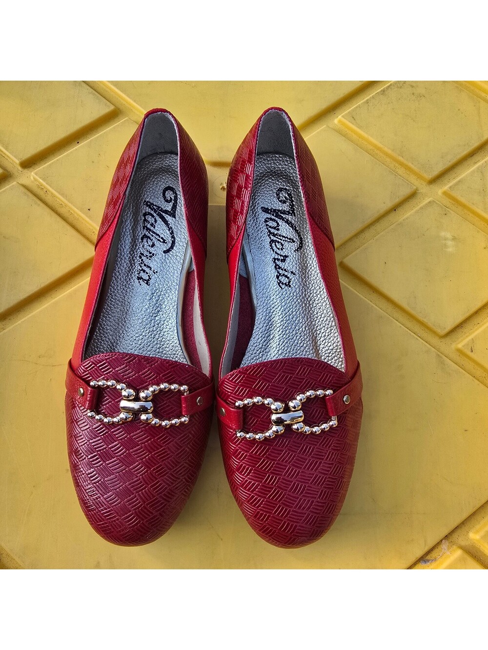 Valeria Red Textured Leather Loafers with Silver Chain Detail, Size 39, Slightly